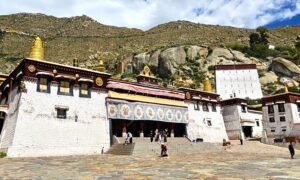 Chorten Lhasa Kham Tibete (8)