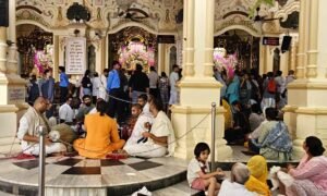 Chorten Mathura Vrindavan (8)