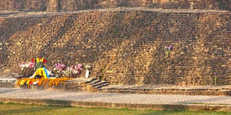 Chorten-Kushinagar-2-scaled 2x1