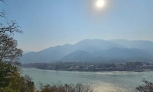 Chorten Rishikesh Jhulas Ganga (6)